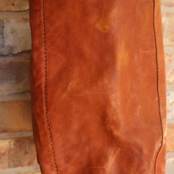 Frye Shoulder Bag Vintage Rustic British Tan Leather Clean lining - Picture 6 of 16